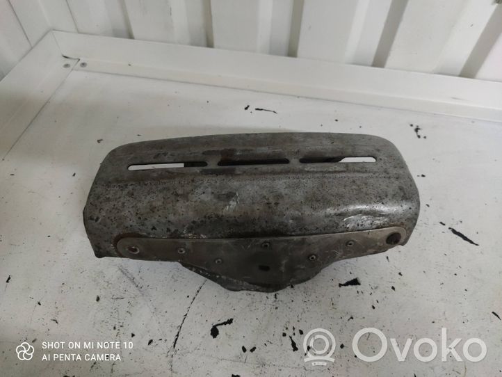 Volkswagen Touran I Osłona termiczna rury wydechowej 038253041AL