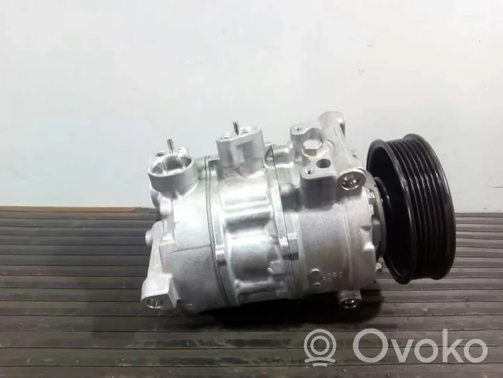 Audi SQ2 GA Ilmastointilaitteen kompressorin pumppu (A/C) 5Q0816803D