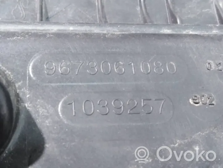 Citroen DS4 Obudowa filtra powietrza 9673061080