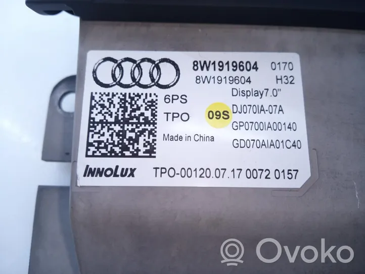 Audi A5 Sportback 8TA Panel / Radioodtwarzacz CD/DVD/GPS 8W1919604