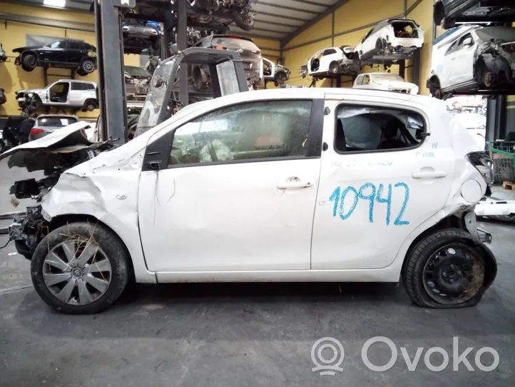 Peugeot 108 Manual 5 speed gearbox 20TT57