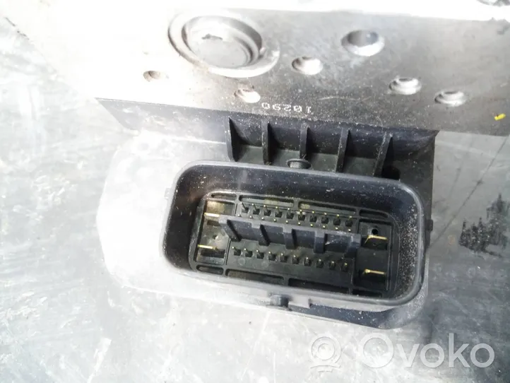 Toyota Verso-S ABS-pumppu 4454052245