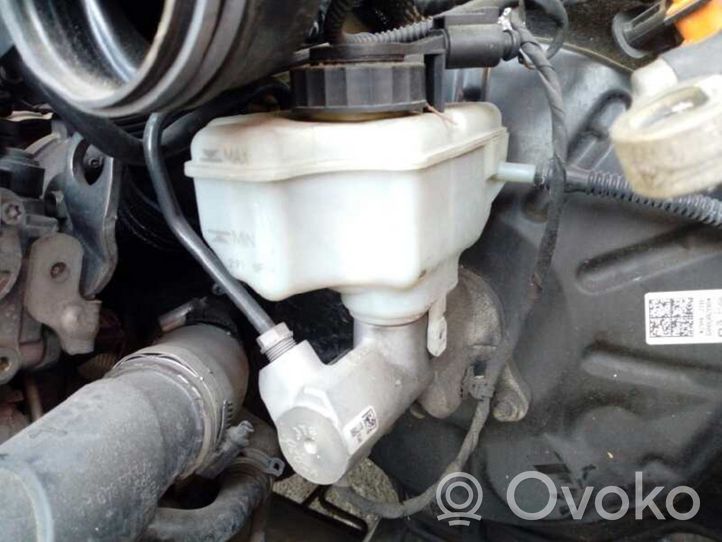 Volkswagen Caddy Główny cylinder hamulca 