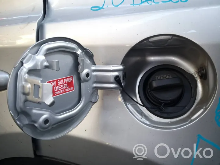 Toyota RAV 4 (XA40) Tappo del serbatoio del carburante 
