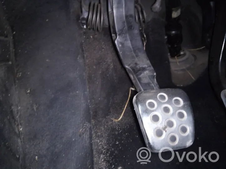 Opel Insignia A Clutch pedal 