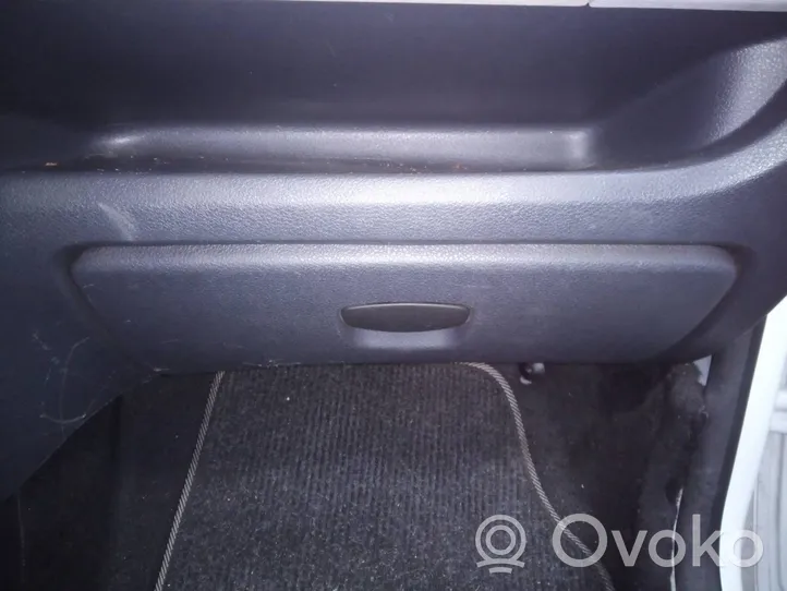 Dacia Duster Glove box 