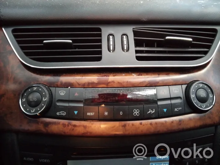 Mercedes-Benz CLS C218 AMG Panel klimatyzacji 