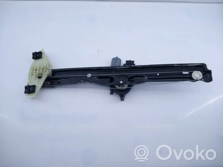 Opel Vivaro Front door electric window regulator 