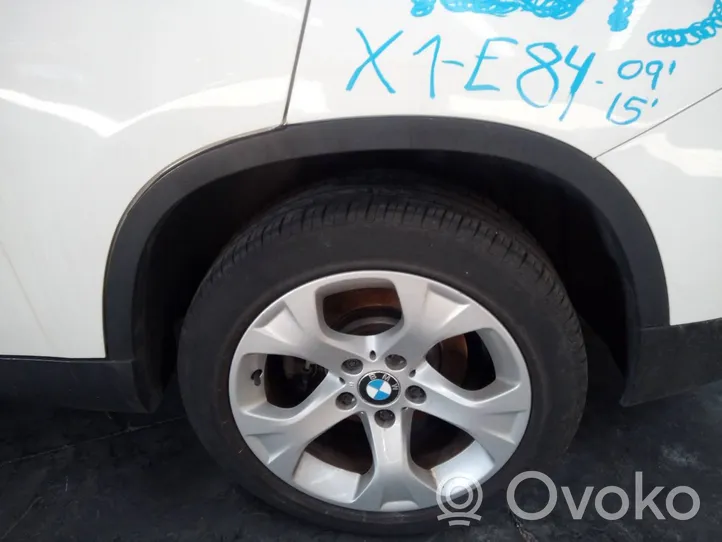 BMW X1 E84 Listwa błotnika tylnego 