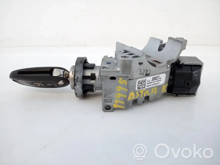 Opel Astra K Lector de tarjeta/llave de arranque 635501011859