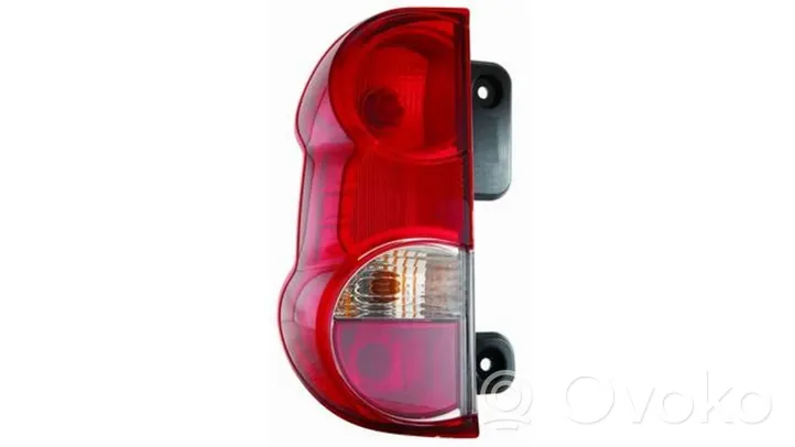 Nissan e-NV200 Lampa tylna 16231541