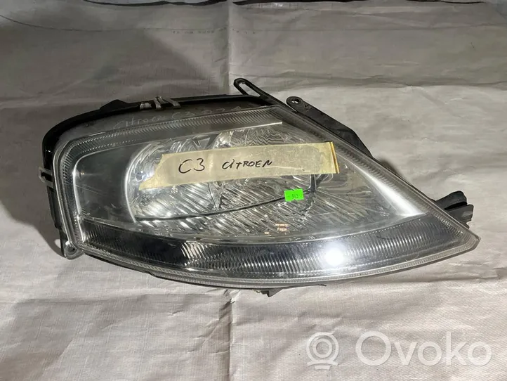 Citroen C3 Lampa przednia 9680157380