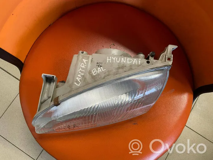 Hyundai Lantra I Lampa przednia 1013592