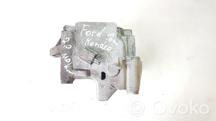 Ford Mondeo MK V Mocowanie filtra paliwa 9804498180