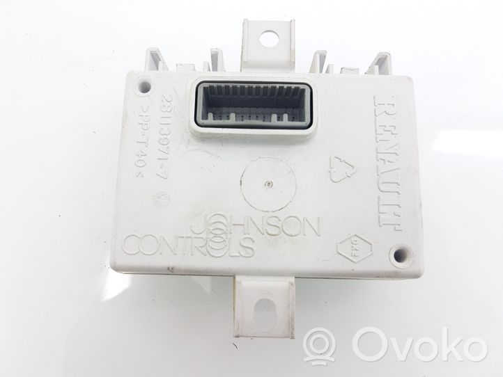 Renault Trafic II (X83) Unité / module navigation GPS 280380655R