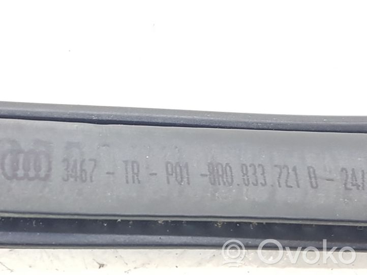 Audi Q5 SQ5 Rear door rubber seal (on body) 8R0833721