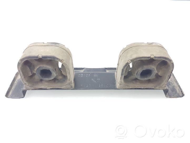 Nissan Qashqai Support / crochet de silencieux d'échappement 20651HV71A