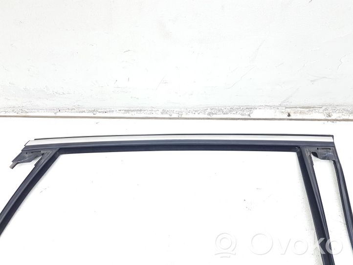 Ford Edge II Cornice del finestrino/vetro della portiera posteriore FT4BR25824