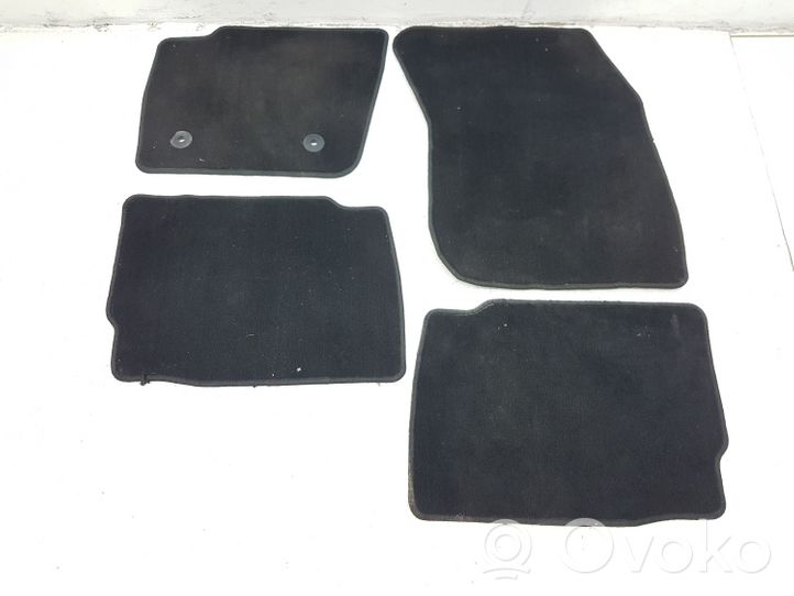 Ford Fusion II Kit tapis de sol auto DS73F130D00