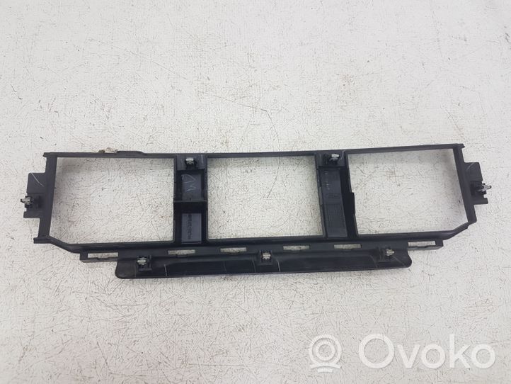 Ford F150 Kratka dolna zderzaka przedniego ML3417B968