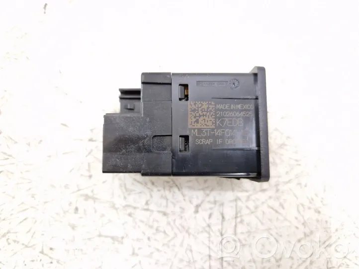 Ford Explorer VI Connettore plug in USB ML3T14F014