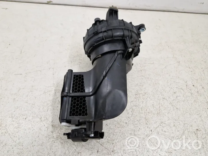 Ford C-MAX II Hybrid/electric vehicle battery fan FM5810C738