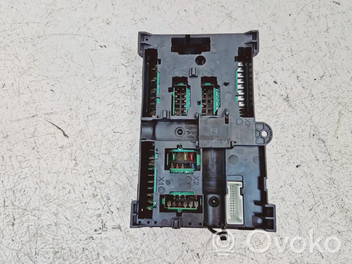 BMW 5 G30 G31 Module de fusibles 6114683709101