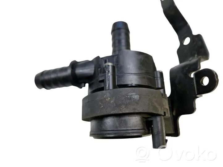 Ford Escape IV Pompe à eau de liquide de refroidissement LX6118D473