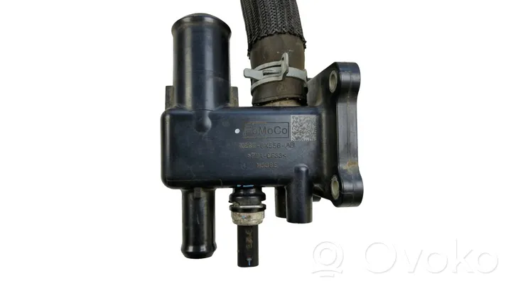 Ford Edge II Manguera/tubo del líquido refrigerante K2GE8K556