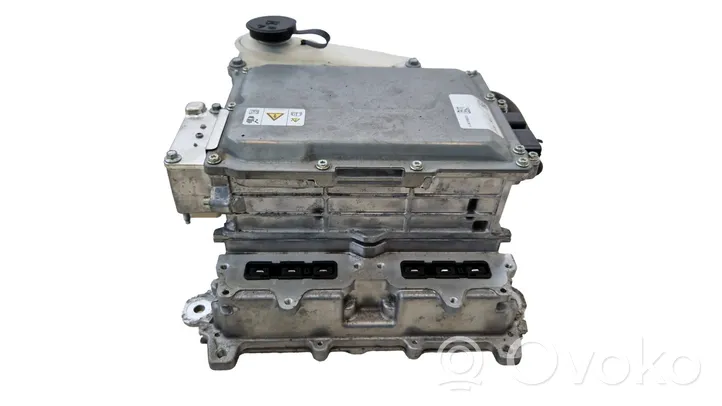 Ford Fusion II Convertisseur / inversion de tension inverseur HG987B012