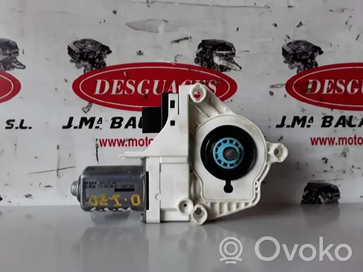 Audi Q7 4L Motorino alzacristalli della portiera anteriore 4L0959801B