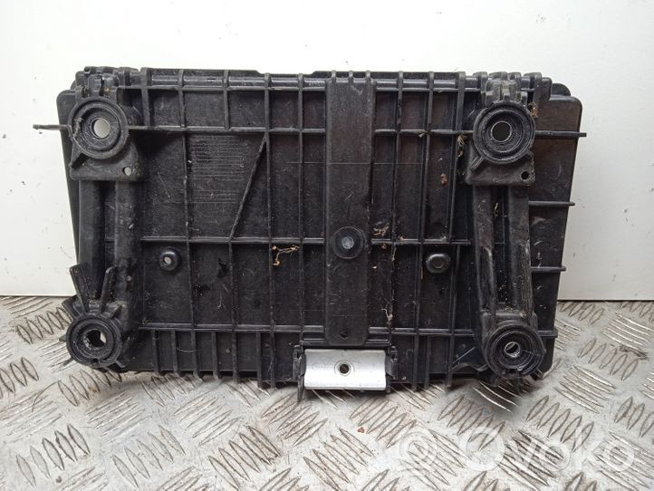 Mercedes-Benz C AMG W205 Battery tray A2056200118