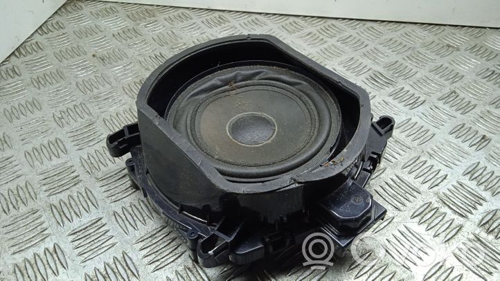 BMW X6 E71 Subwoofer-bassokaiutin 9218697