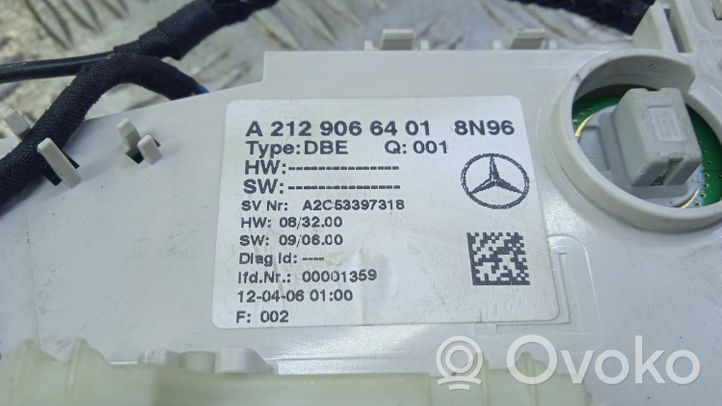 Mercedes-Benz CLS C218 AMG Światło fotela przedniego A2129066401