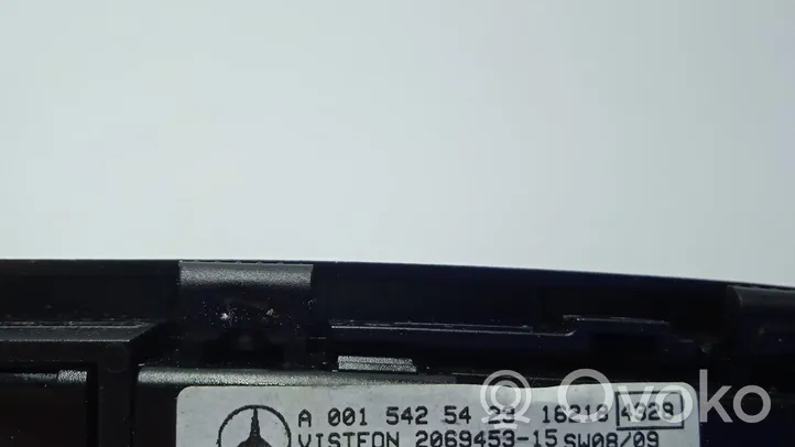 Mercedes-Benz C W205 Pysäköintitutkan anturin näyttö (PDC) A0015425423