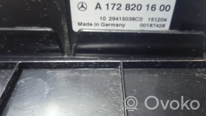 Mercedes-Benz GLE (W166 - C292) Connettore plug in USB A1728201600