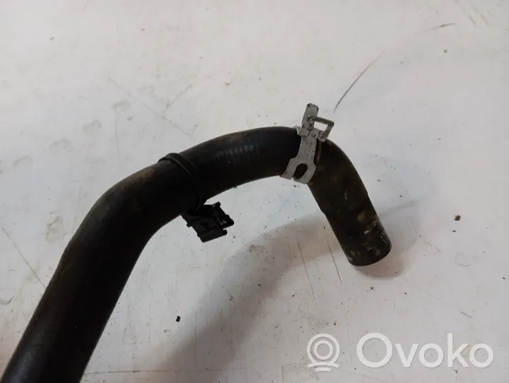 Volvo XC60 Tubo flessibile del liquido di raffreddamento del motore 31338297