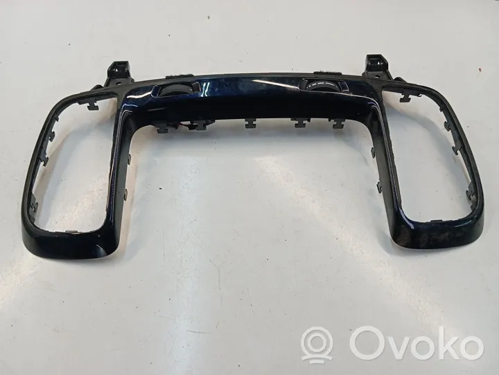 Mercedes-Benz GLE (W166 - C292) Rivestimento del pannello 