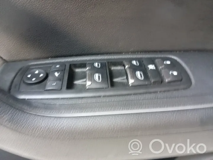 Maserati Levante Rivestimento del pannello della portiera anteriore 