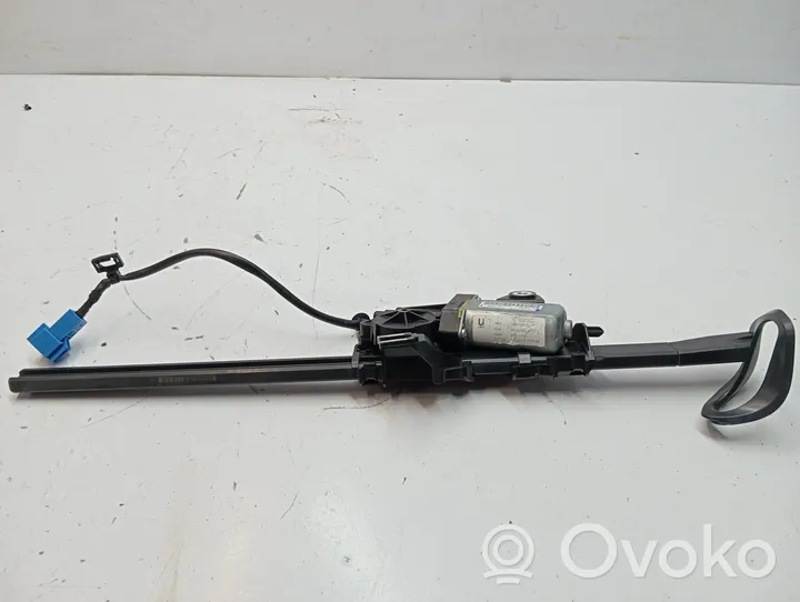 Mercedes-Benz C W205 Seat belt adjustment motor A2058600182