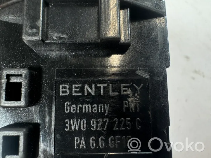 Bentley Continental Rankinio stabdžio jungtukas 3W0927225C