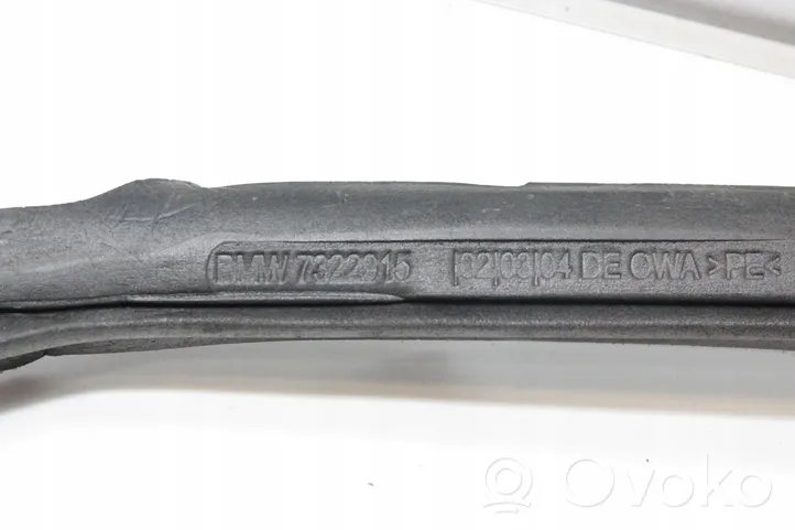 BMW 4 F32 F33 Support, joint d'aile caoutchouc en mousse 7322915