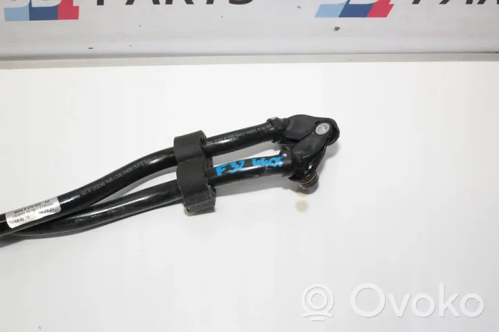 BMW 1 F20 F21 Tubo di raffreddamento dell'olio 8570449