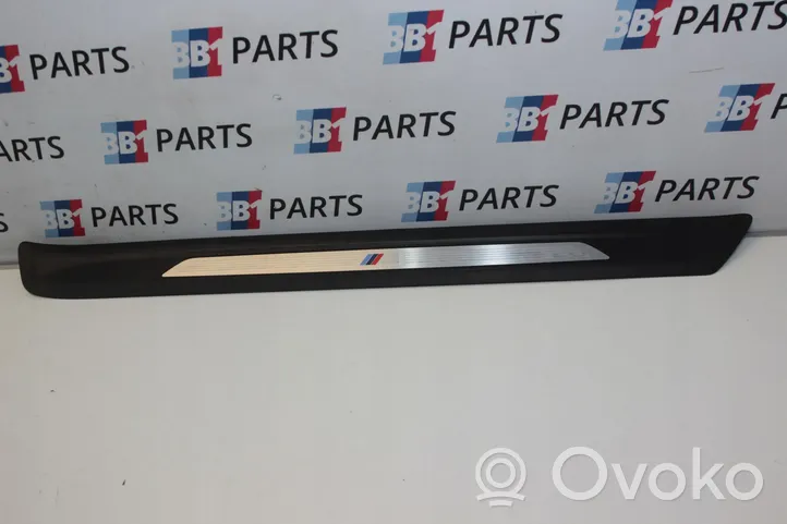 BMW 4 F32 F33 Marche-pied avant 8063799