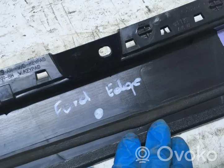Ford Edge II Etuoven lista (muoto) FT4B-R20899