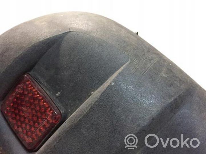 Iveco Daily 6th gen Rivestimento del pannello parte angolare del paraurti posteriore 500326835