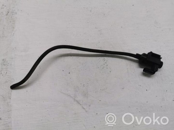 BMW 5 G30 G31 Solenoidinis vožtuvas 