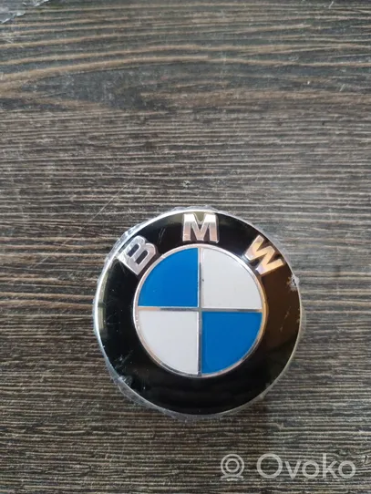 BMW 5 E60 E61 Alkuperäinen pölykapseli 6850834