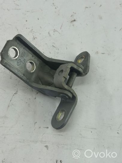 Hyundai Santa Fe Rear door upper hinge 