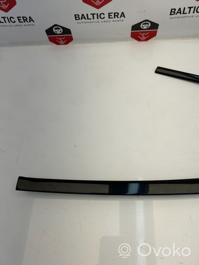 BMW 4 F32 F33 Rivestimento vetro lato posteriore 7332546